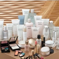 上海自貿(mào)區(qū)化妝品報關(guān)與代理服務解析